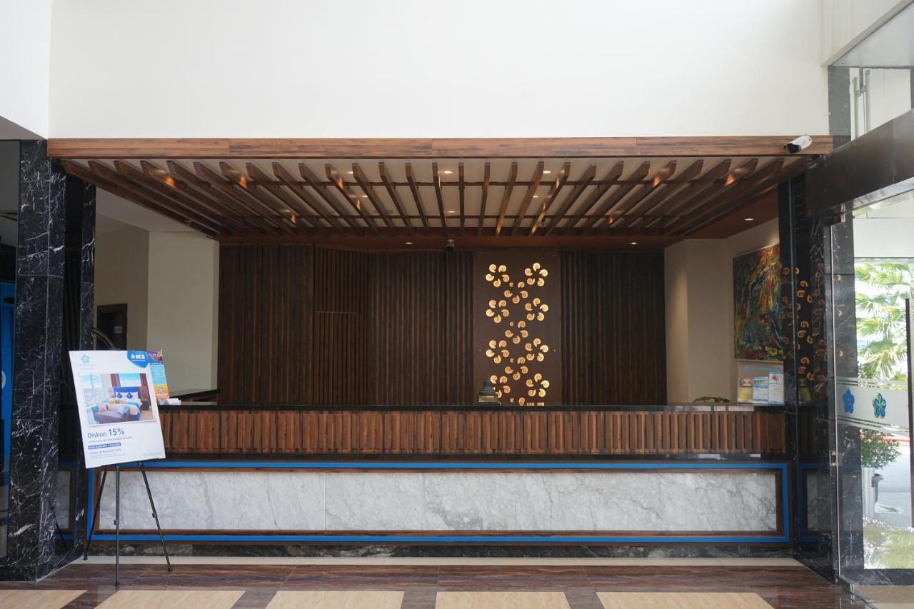 Hotel Brothers Biru Solo Baru Exterior foto