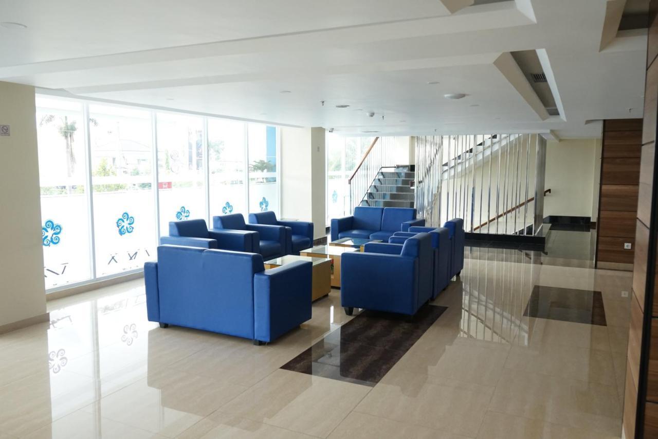 Hotel Brothers Biru Solo Baru Exterior foto